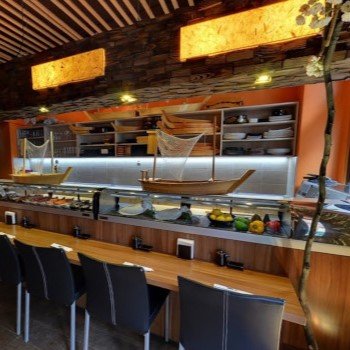 Best Sushi Prague: Yami Sushi House