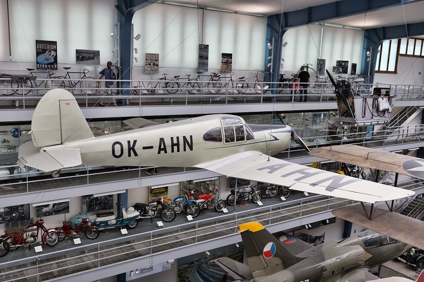 Technické muzeum - letadlo