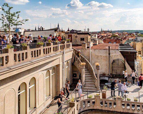 Best Rooftop Bar Prague: Střecha Lucerny