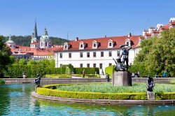 Wallenstein Palace Fontain